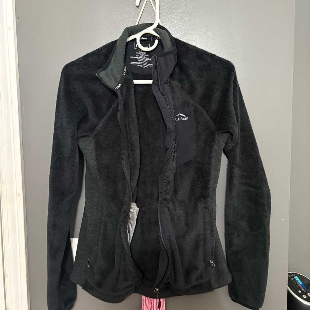 L.L. Bean Black Teddy Jacket Cozy and Stylish